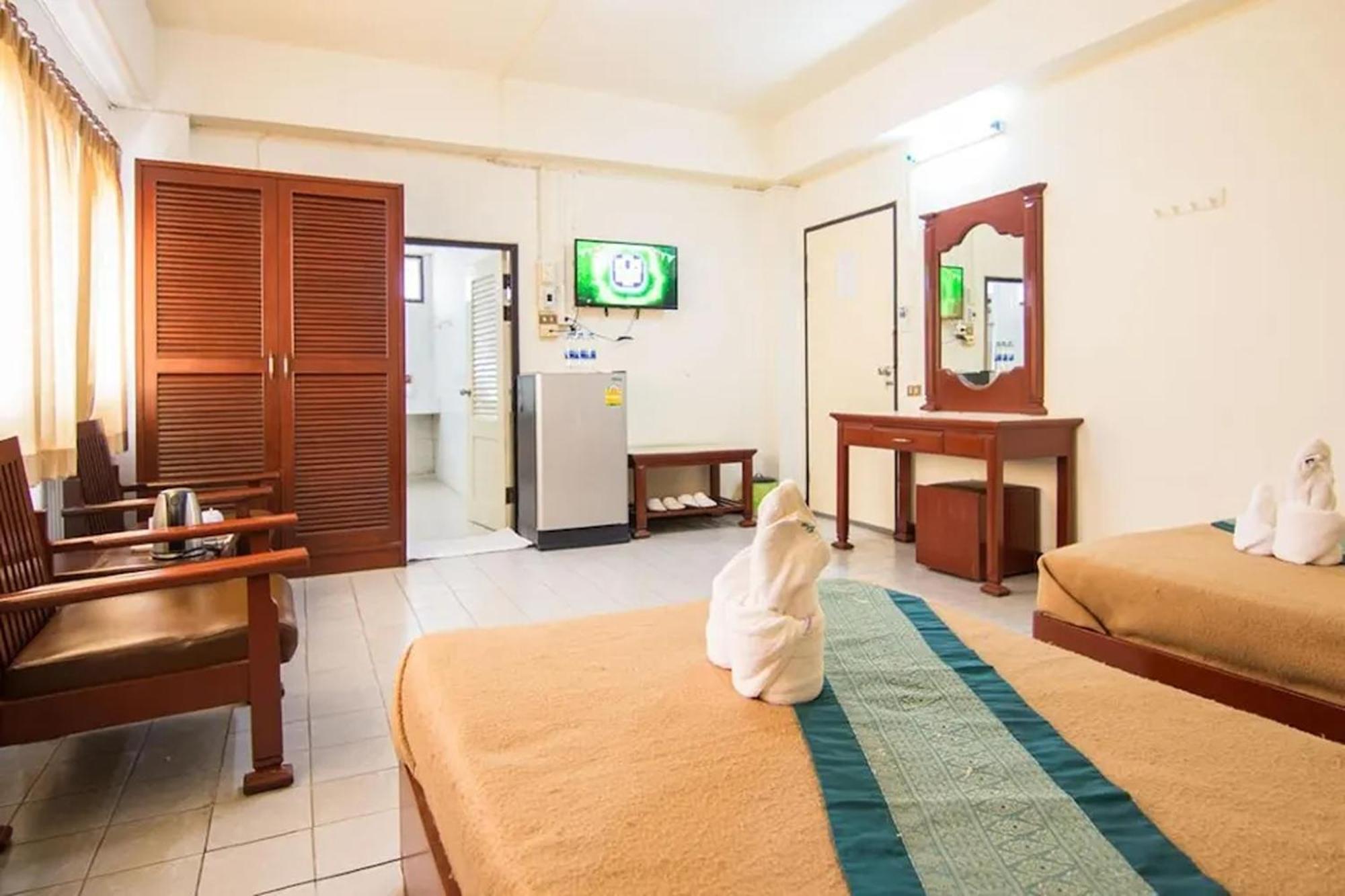 Khelang Nakorn Hotel Lampang Esterno foto