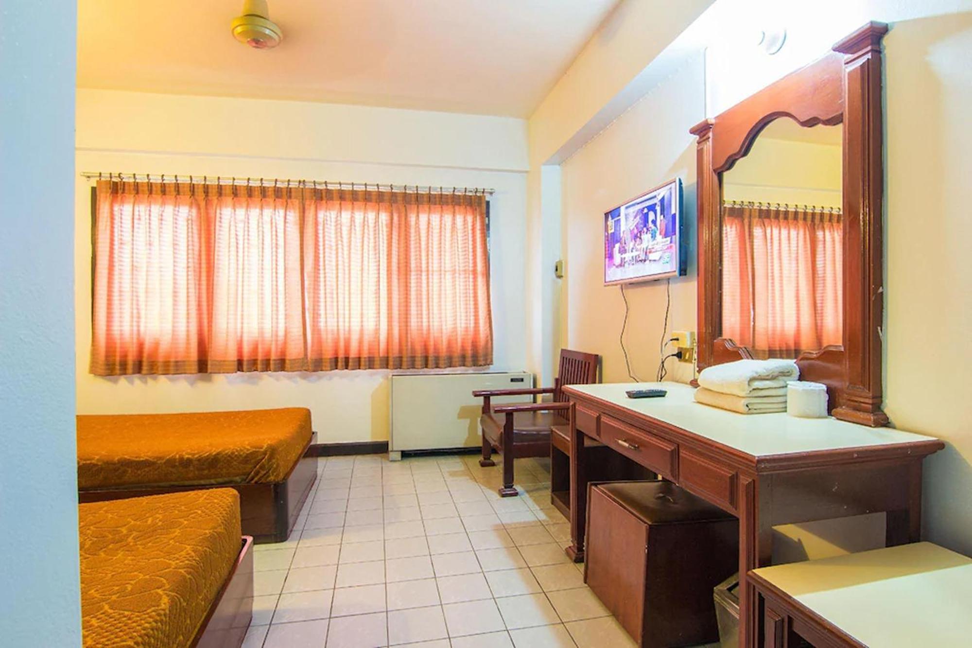 Khelang Nakorn Hotel Lampang Esterno foto