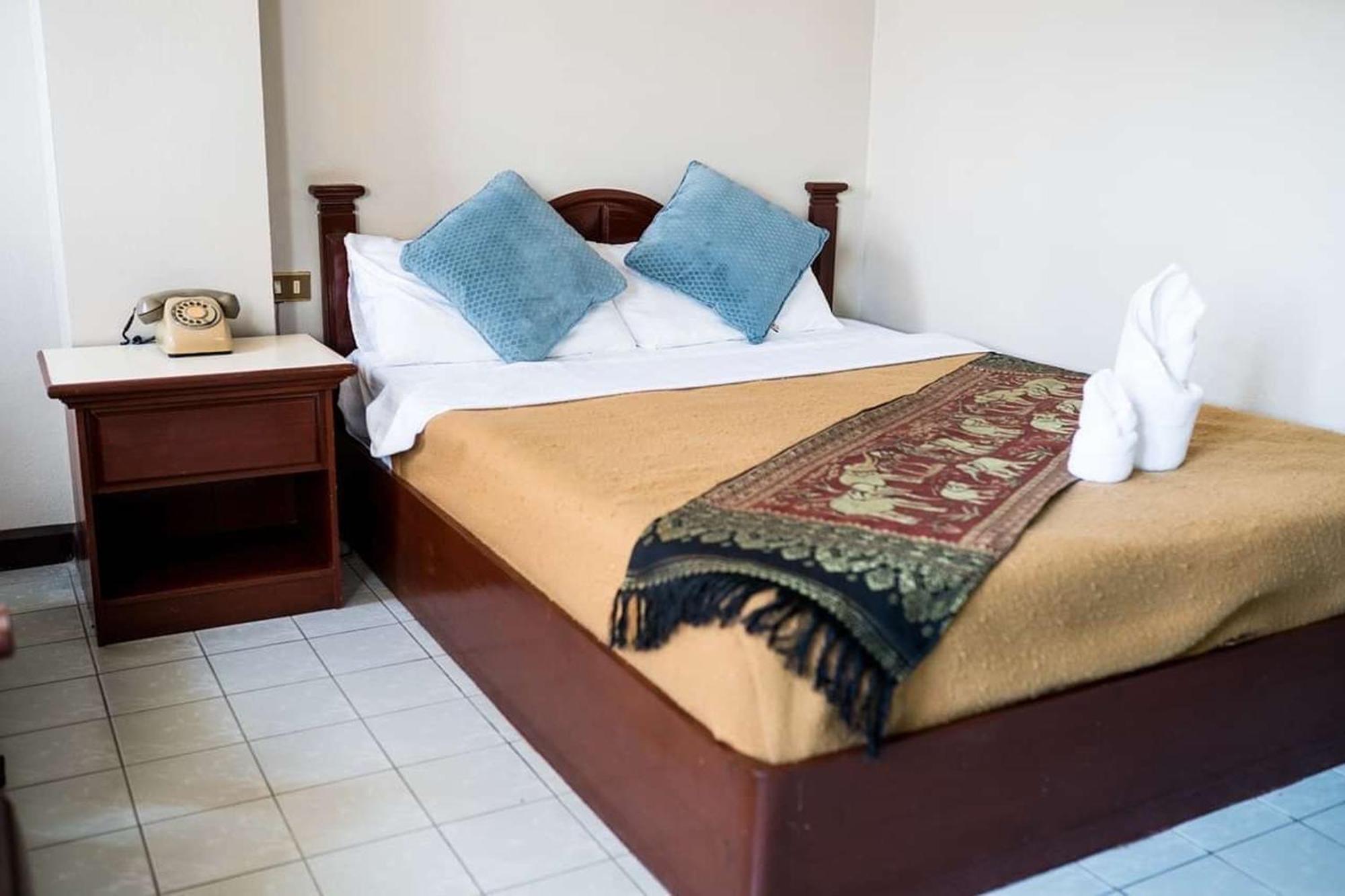 Khelang Nakorn Hotel Lampang Esterno foto