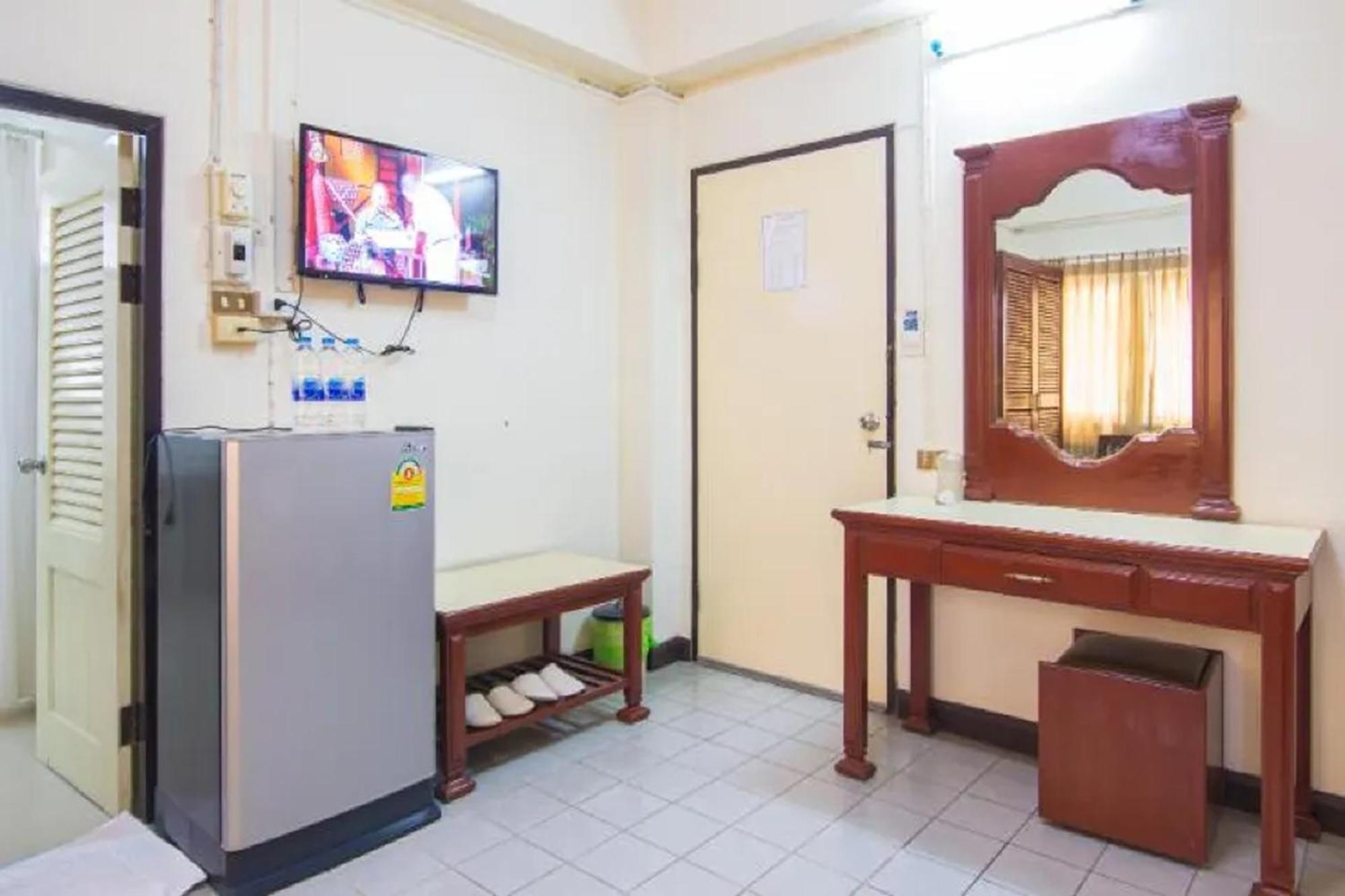Khelang Nakorn Hotel Lampang Esterno foto