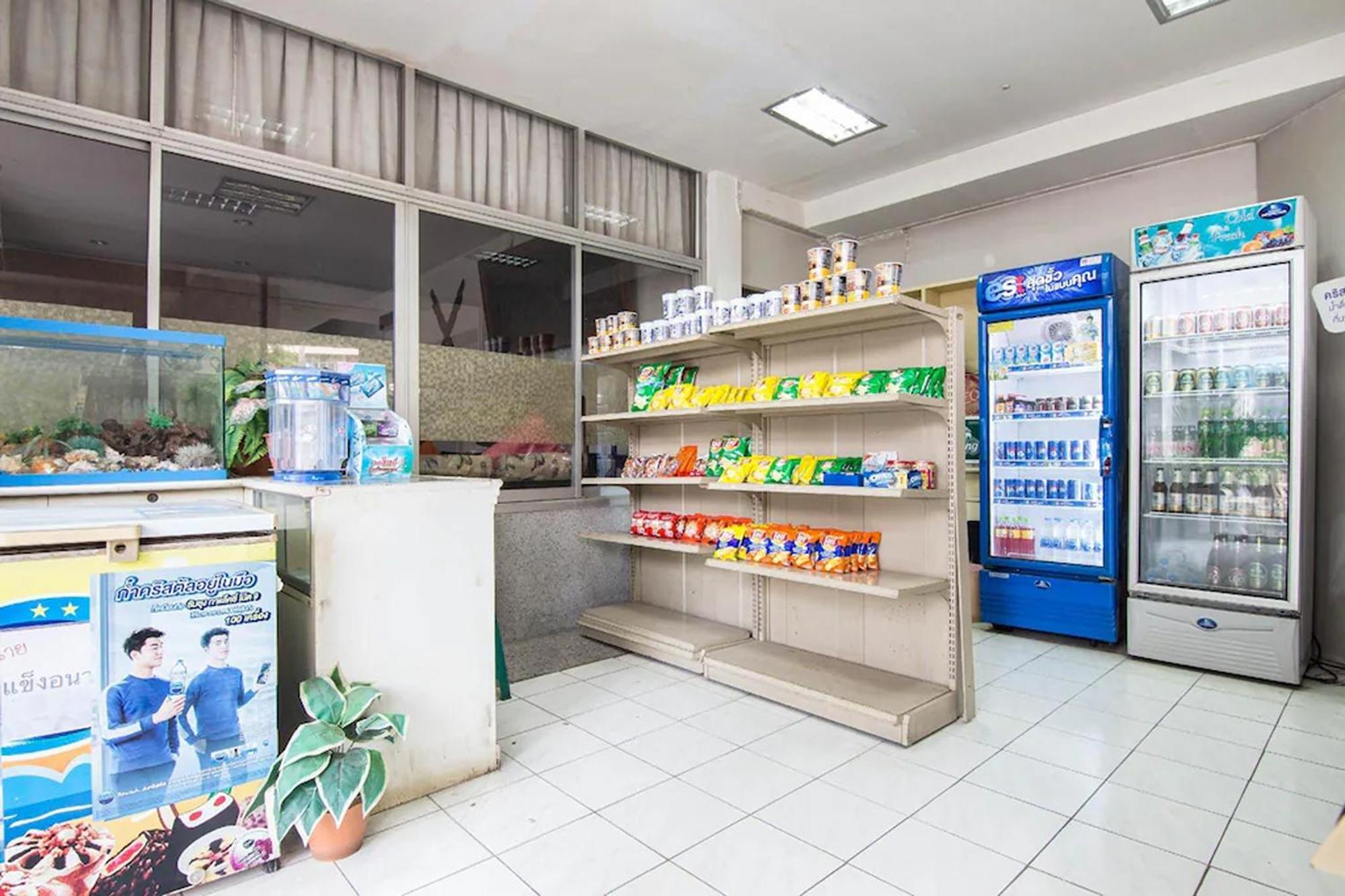 Khelang Nakorn Hotel Lampang Esterno foto