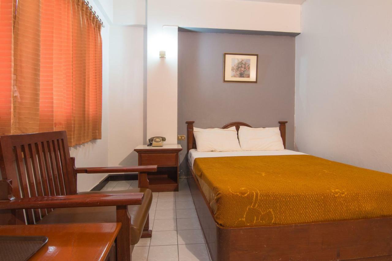 Khelang Nakorn Hotel Lampang Esterno foto