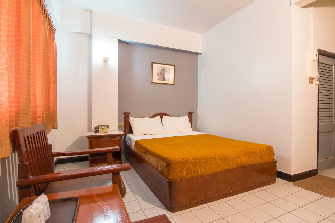 Khelang Nakorn Hotel Lampang Esterno foto